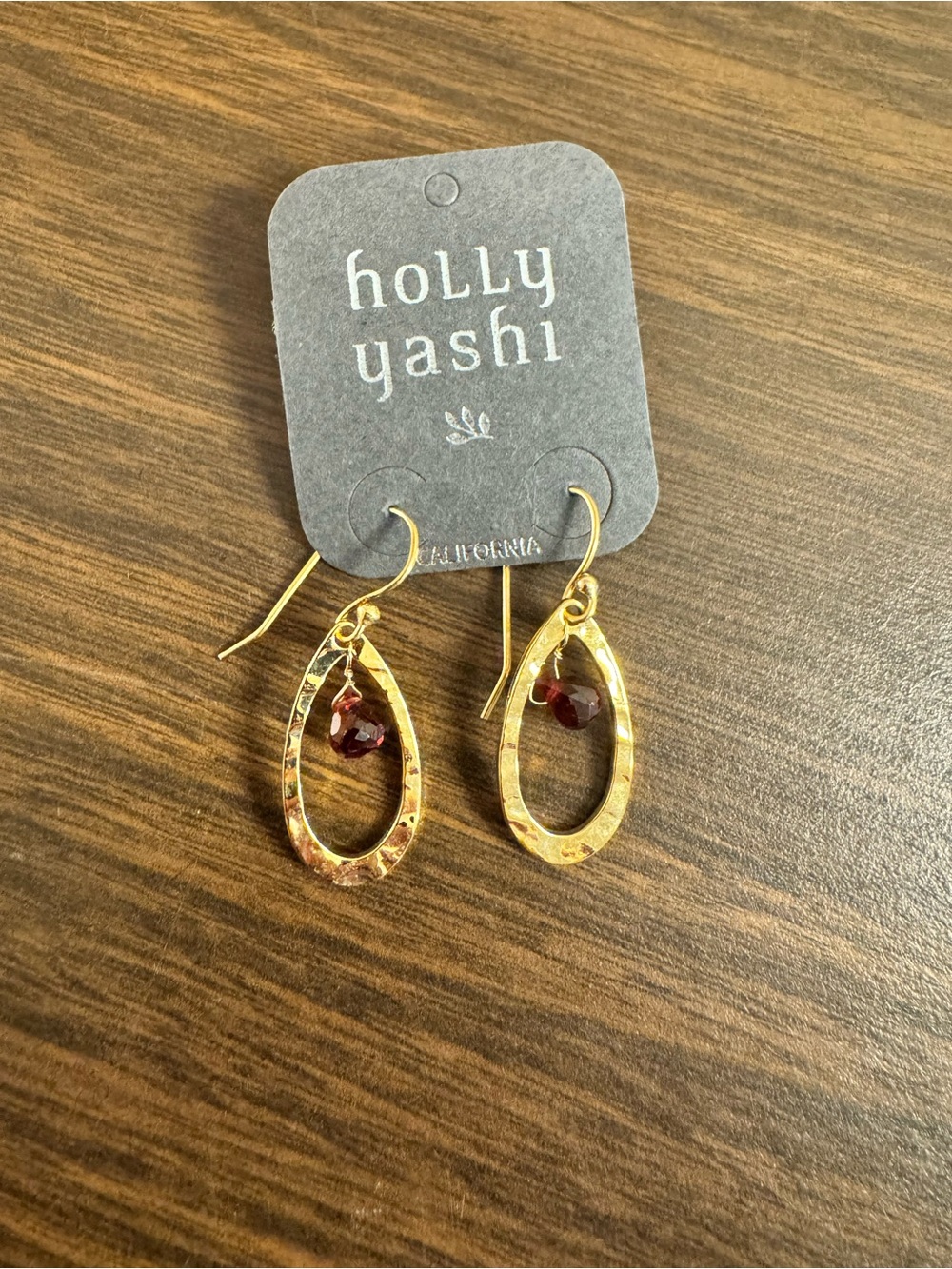 Holly Yashi Gold Teardrop Dangle Earrings Red Semi-Precious Gemstone NOS